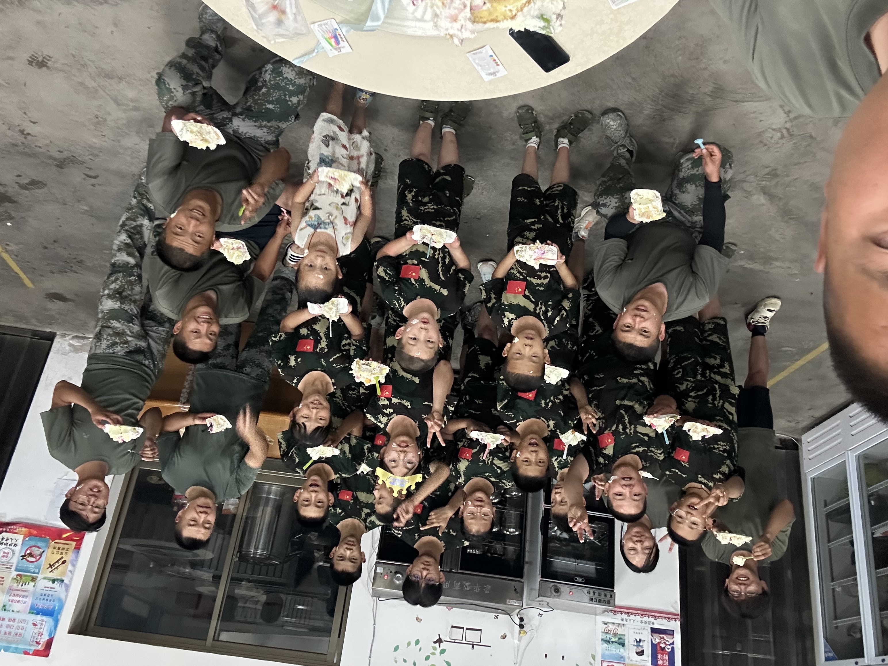 亲子军事体验营